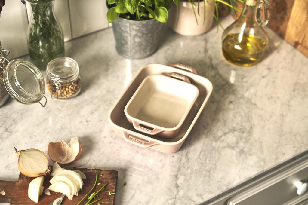 Staub Dish X 11cm 20 X 2 Piece Set Macaron Ceramic Set Gratin Dish Oven Microwave Safe Japanese Dish "Rectangular (14 / 16cm) Pink" [Authorized