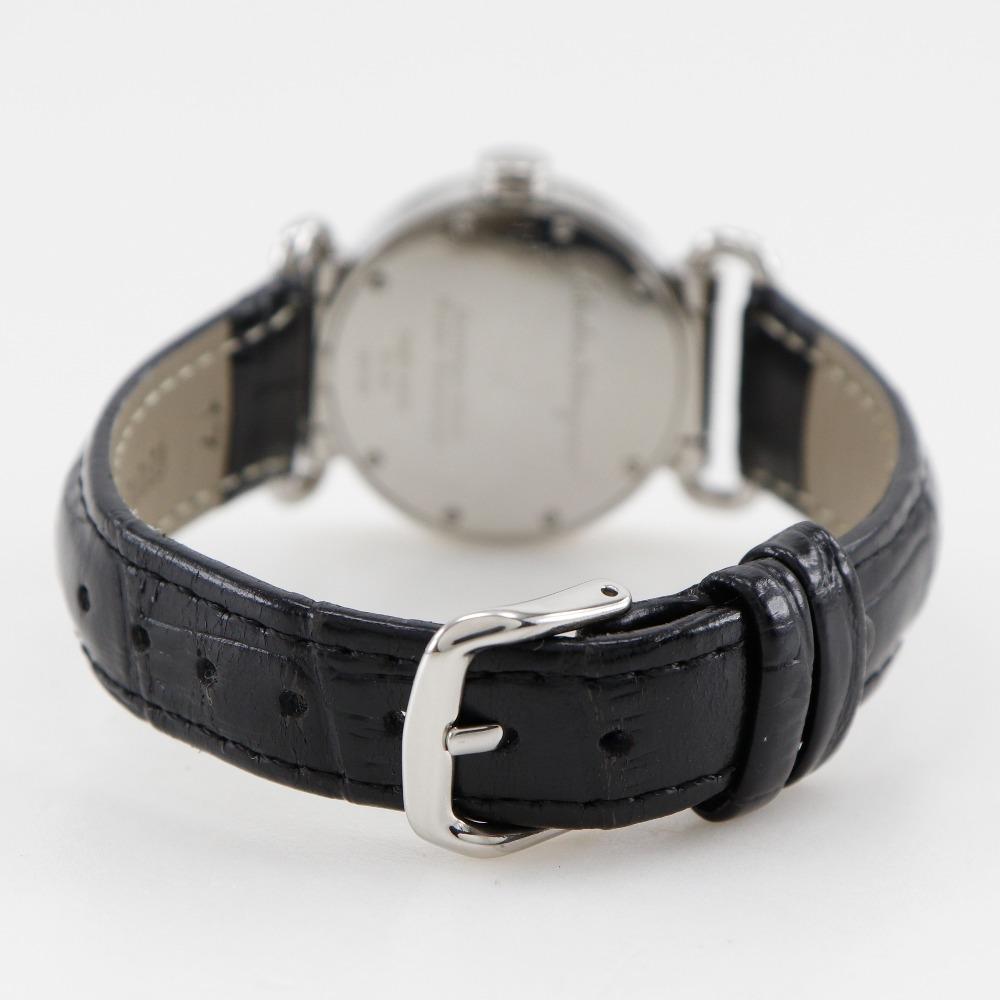 Salvatore Ferragamo Часы белый циферблат Нержавеющая сталь/кожа Кварцевые Аналоговый дисплей Женские Б/у