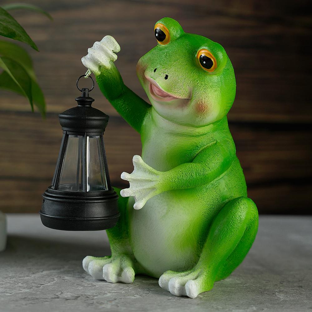 Solar Frog Garden Statue with LED Lantern Outdoor Yard Patio Decorative Piece Ideal for Mother's Day Or Housewarming Gifts