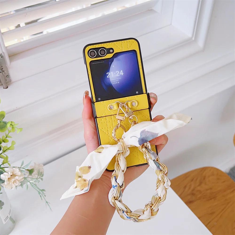 Wrist Strap Chain Silk PU Leather Phone Case for Samsung Galaxy Z Flip 6 5 4 3 Flip5 Flip4 Flip3 5G Protective Shockproof Cover
