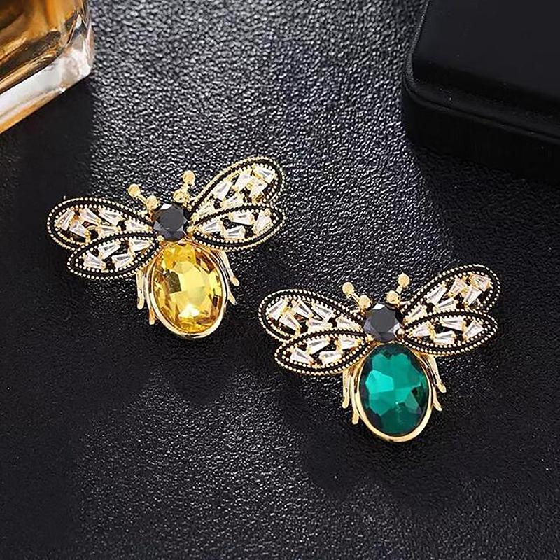 Vintage Little Bee Brooches For Women Clothing Coat Scarf Jewelry Party Accessories