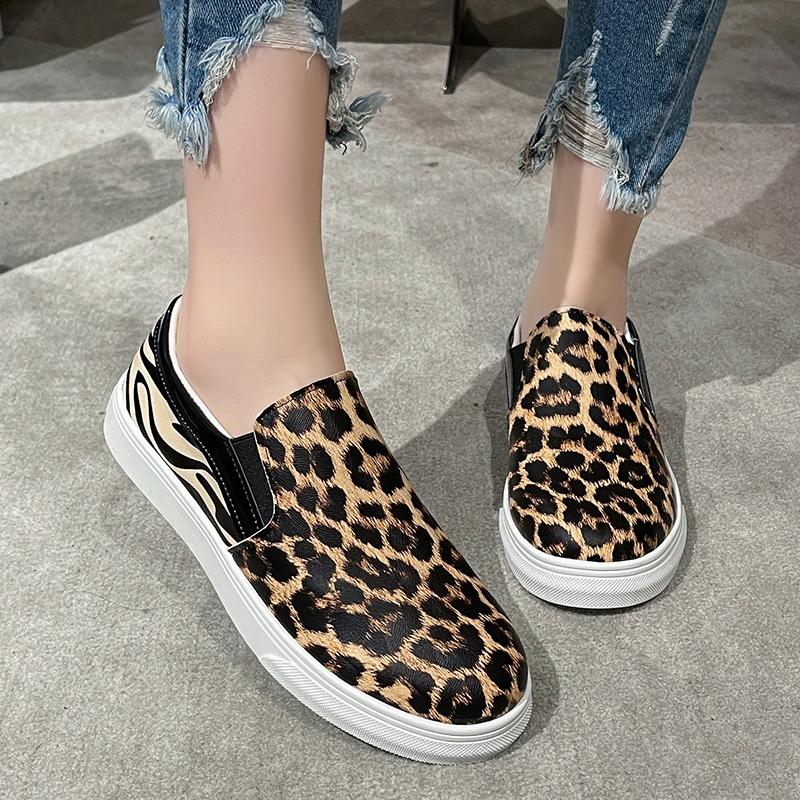 Обувь для женщин 2024 года, женская вулканизированная обувь с леопардовым принтом, осенняя обувь для прогулок на открытом воздухе, женские удобные кроссовки без застежек