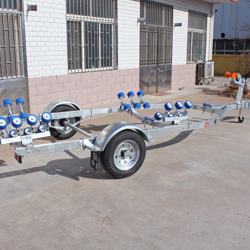 RB550 Discount Rubber Roller Boat Trailer for Speedboats and Yachts
