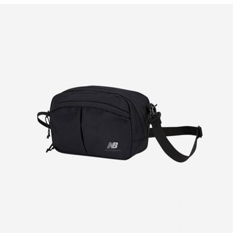 New Balance Crossbody Bag Kqj Nbgcdae111 19 Essential Recycle Supple Crossbody Bag M