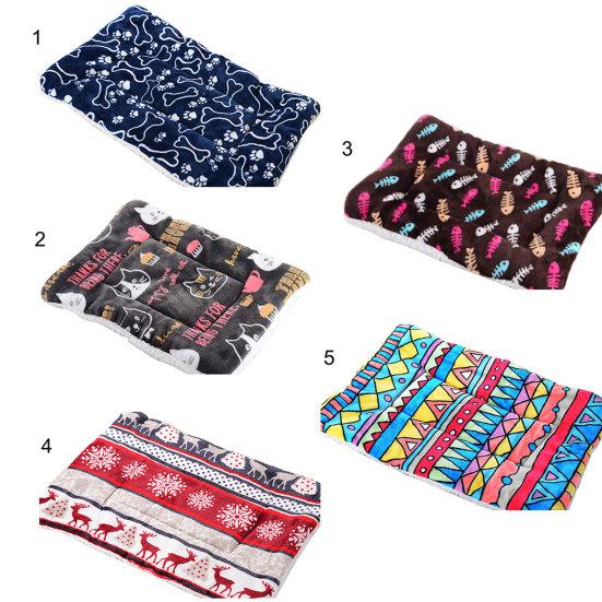 Одеяло для домашних животных Мягкое теплое легкое одеяло для собаки с рисунком кости для дивана