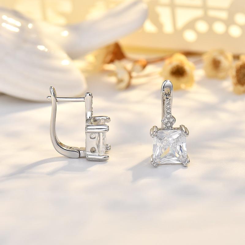 BELLA BOX Fashionable And High-end Square Zircon Ear Buckles With Geometric Design For Women, Simple Korean-style Earrings