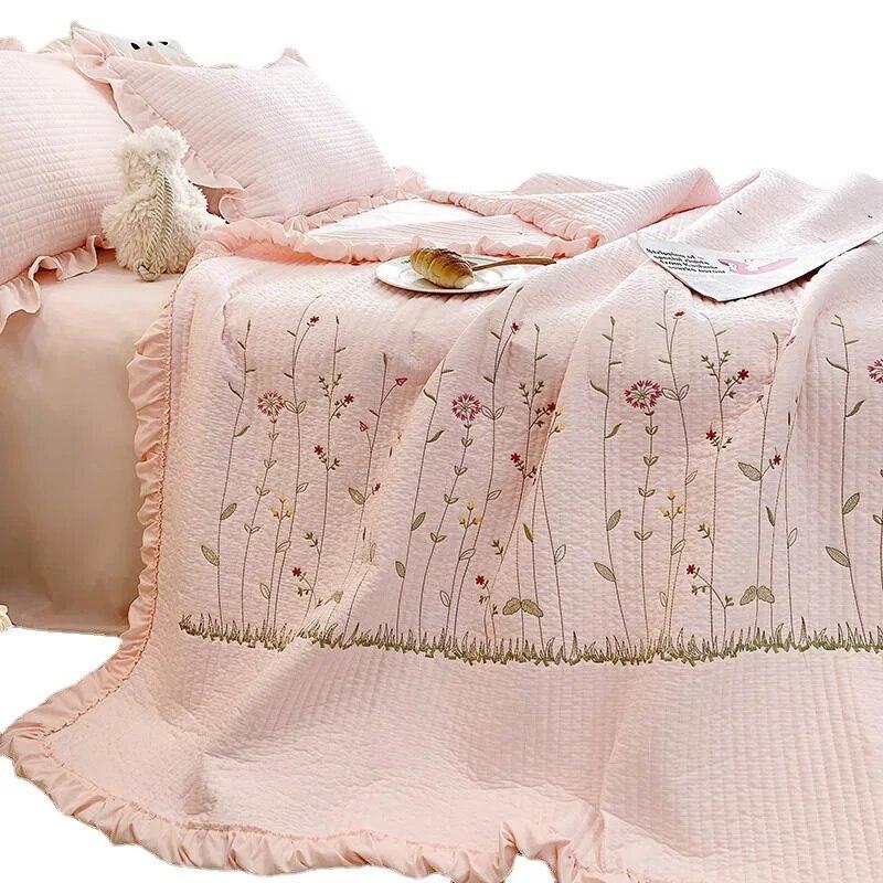 Korean Version Of The New Embroidered Summer Cool Quilt Ice Silk Lace Air Conditioning Thin Quilt Sheet Pillowcase