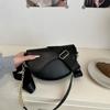 Premium Texture Summer New Popular Retro Popular Commuter Messenger Bag Fashionable Shoulder Underarm Saddle Bag