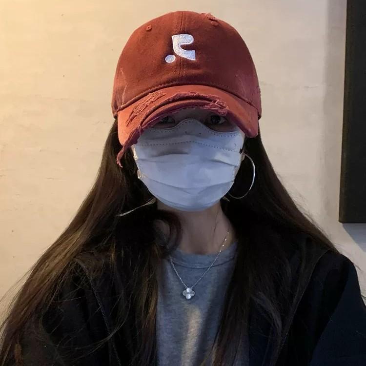 Popular Versatile Internet celebrity ins wind do old hole embroidered baseball hat couple show face small cap