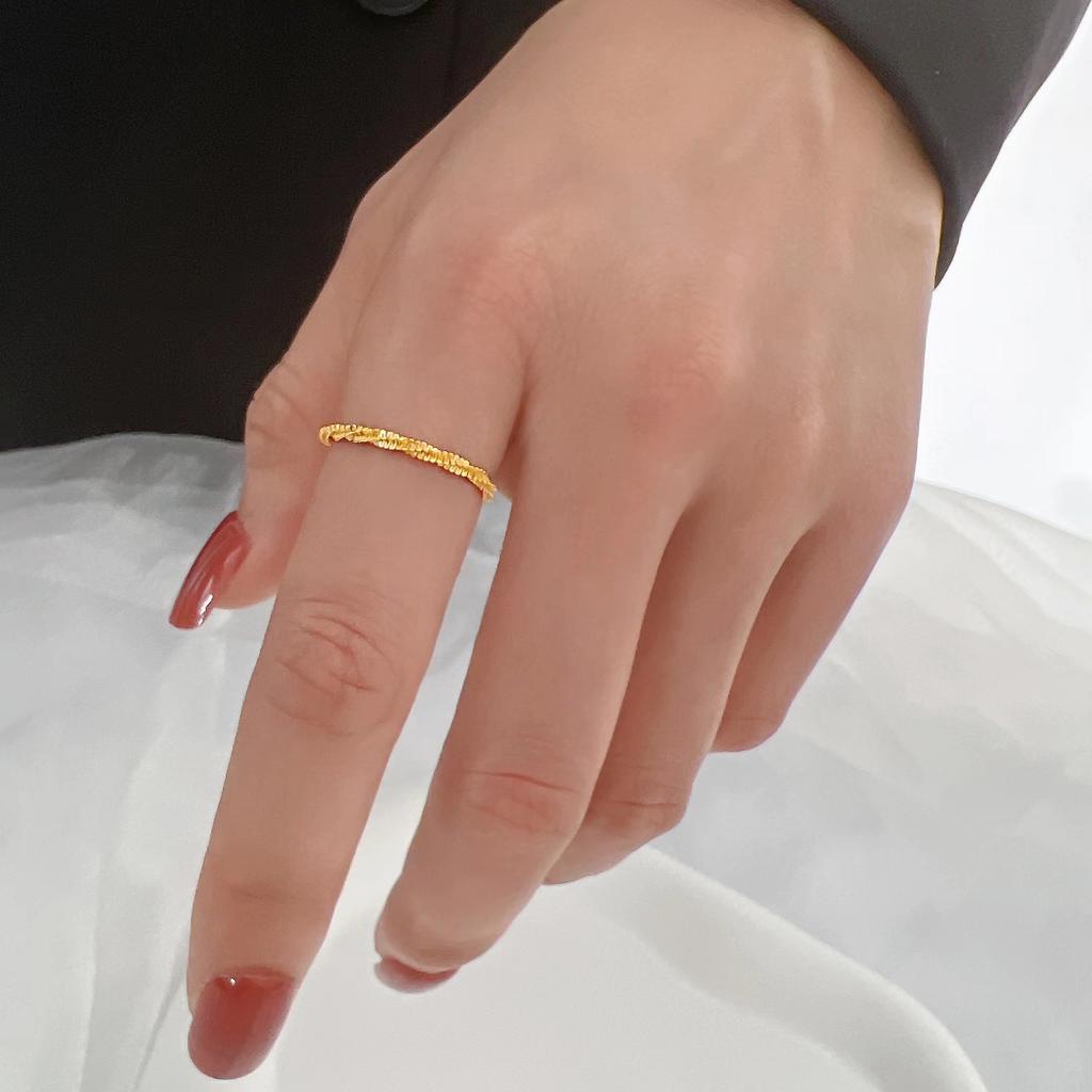 2025 новое легкое роскошное нишевое кольцо на указательный палец с цыганской звездой, золотое, сверкающее, титановое, стальное, покрытое золотом 18 карат, женская мода