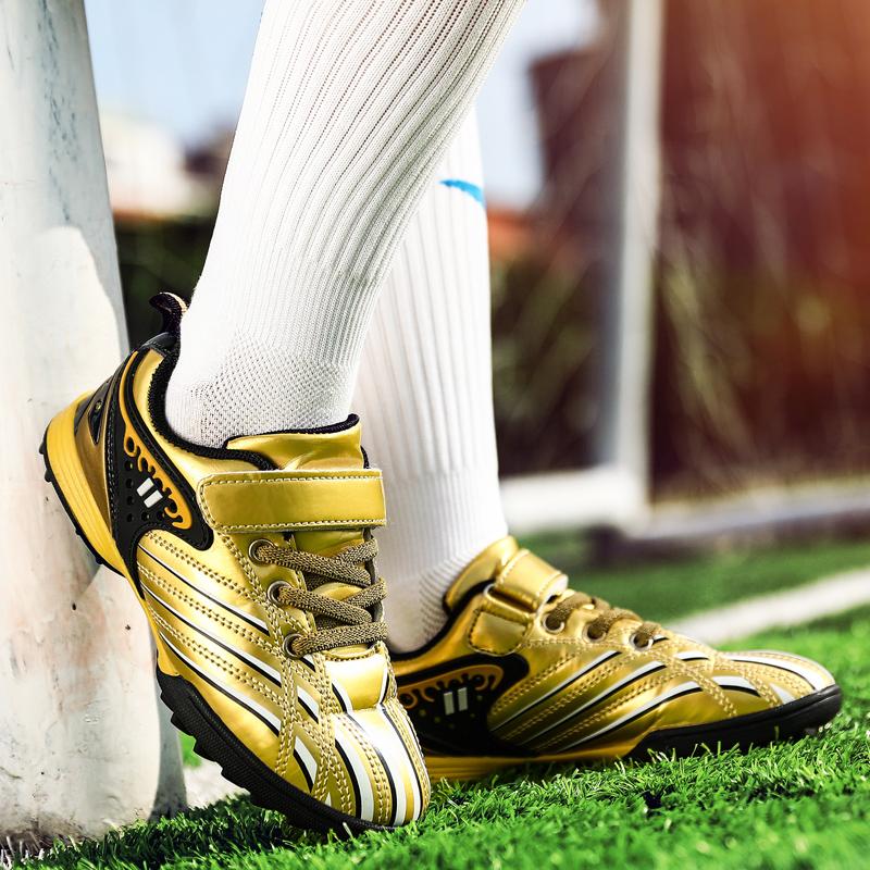 Высококачественные золотые детские футбольные бутсы с низкой липучкой для футзала для детей, легкие нескользящие футбольные тренировочные кроссовки для мальчиков
