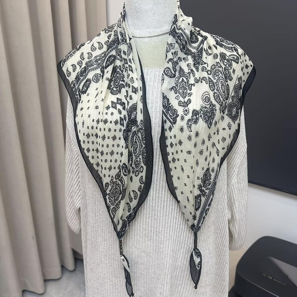 Cotton And Linen Triangle Scarf Summer Thin Silk Scarf Women'S High-End Shawl Women'S Versatile Belt Japanese And Korean Fart Curtain Scarf