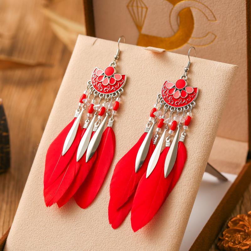 New Drop Oil Fan Shaped Feather Earrings for Women Fashion Bohemian Long Silver Color Metal Rice Bead Dangle Earring Jewelry