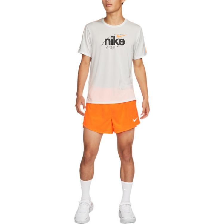 Nike Футболки Мужские Горная Вершина Белый Круглый Вырез Умеренный Прямой Крой DQ4735-121