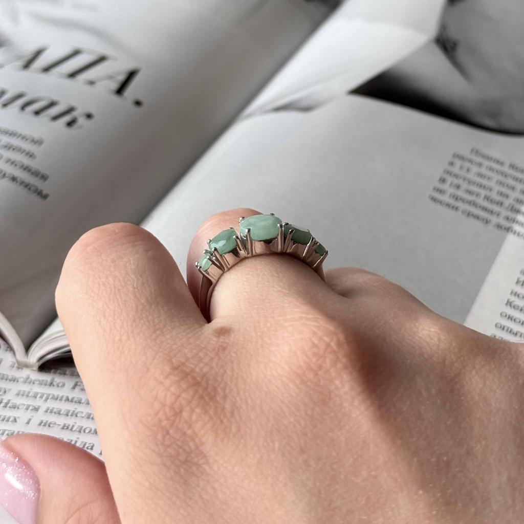 Silver Ring with Natural Emerald 2.633ct, Item Weight 2.85 G (1803493)