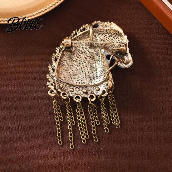 Horse Brooch Retro Tasseled Head Design Men Women Jewelry Pin