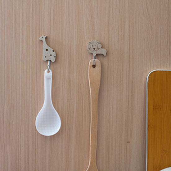 6 шт. Крючки для одежды Вешалки для полотенец Высокая грузоподъемность Легко установить Самоклеящиеся Деревянные Настенные крючки в виде мультяшных животных