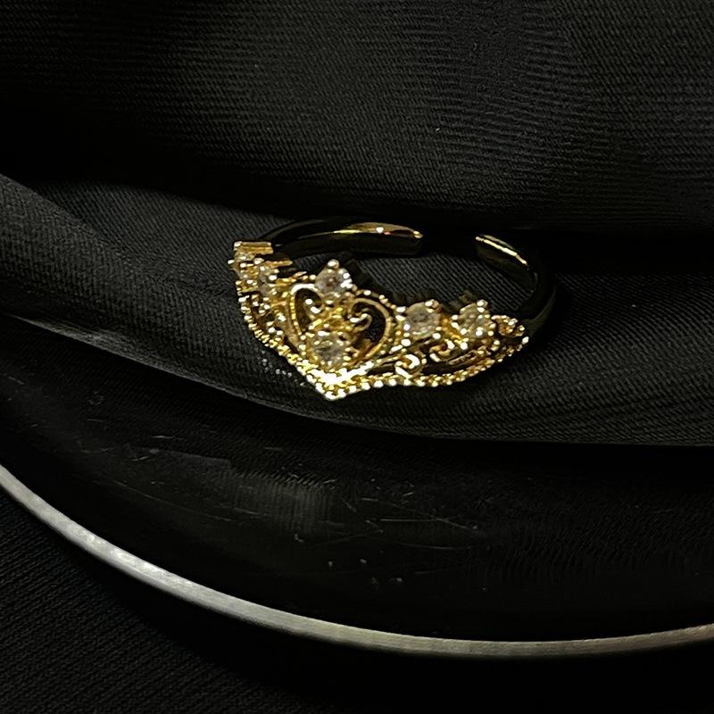 Нишевый дизайн Грушевидный розовый циркон Многослойное кольцо в форме змеи Сладкая и крутая личность Открытое кольцо Женское Легкая роскошь Высококлассное кольцо