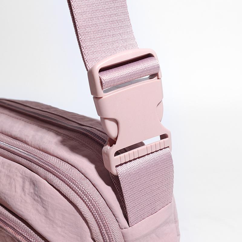 Женская легкая сумка через плечо