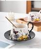 Роскошный керамический набор: кофейная чашка и блюдце - Элегантная подарочная коробка