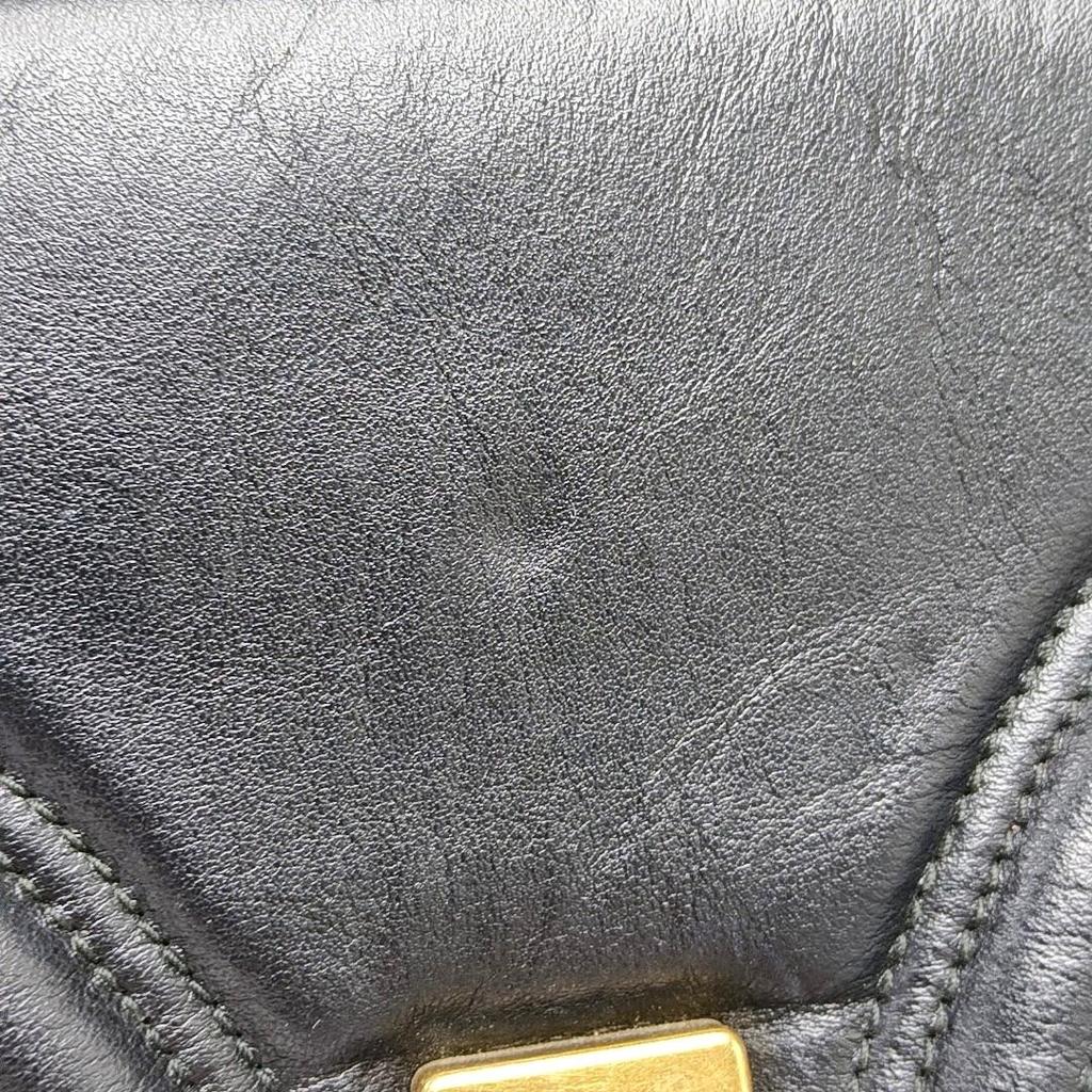 [Pre-Owned] Gucci GG Marmont Small Matelassé Shoulder Bag 'Black' - Very Good #10QYZIF