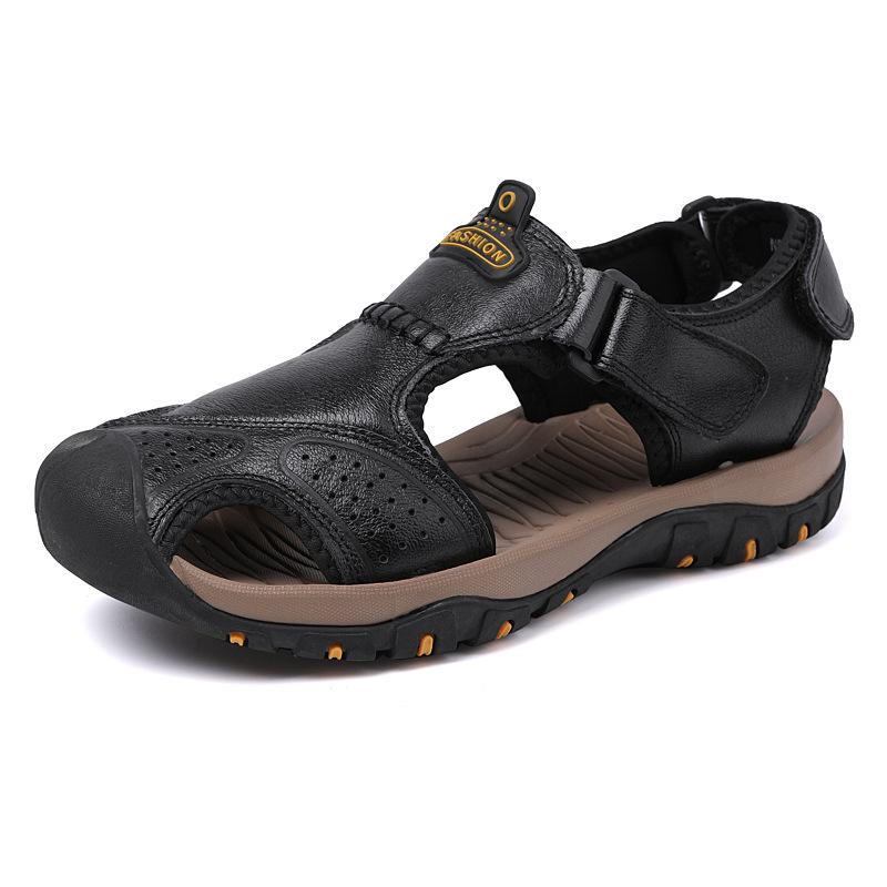 2023 New Style Men's Genuine Leather Closed Toe Sandals for Casual Beach Wear