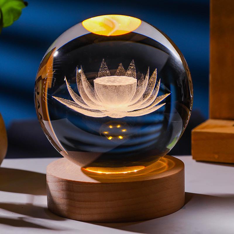 Светящийся 3D-гравированный хрустальный шар на подставке из массива дерева для домашнего декора