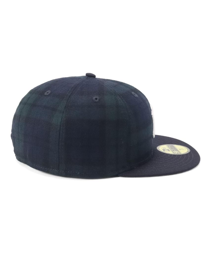 New Era Кепка 59FIFTY MLB POWERED BY GORO, коллаборация, NY Черный, размер 7 5950 GORO NEYYAN BLKW NVY Часы, 3/4,