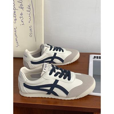 2025 весна и осень великолепно выглядящая женская обувь новые немецкие тренировочные туфли мягкая подошва универсальные повседневные кеды супер огонь студенческие спортивные туфли