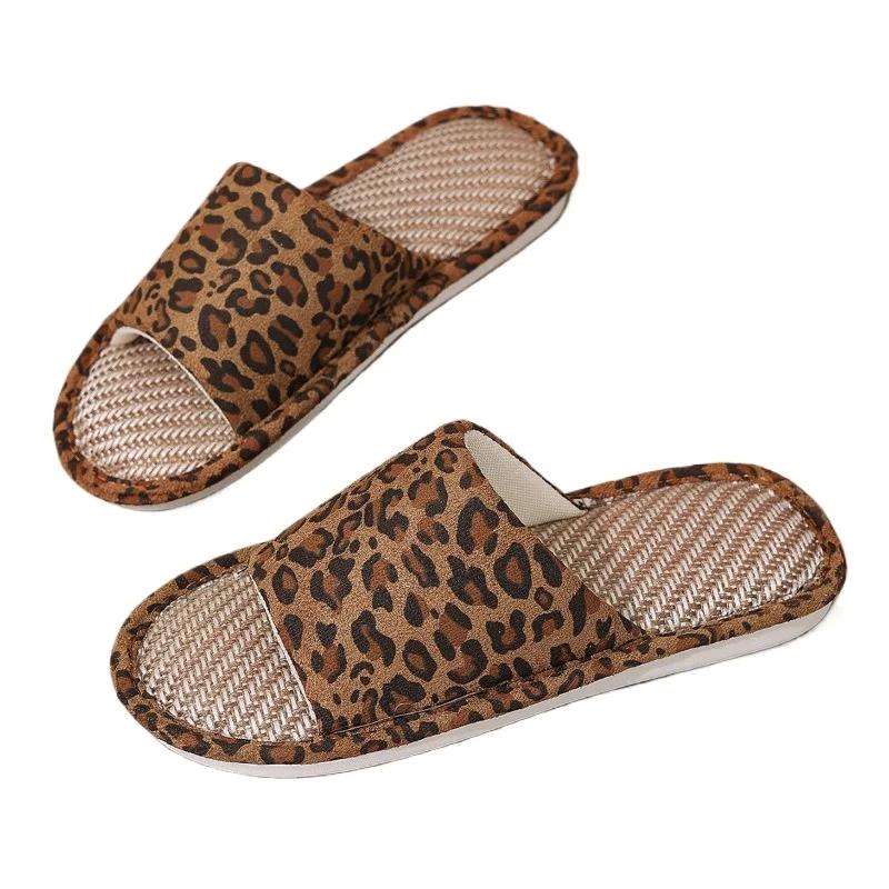 2025 Новая Горячая Распродажа Женские Домашние Тапочки Круглый Носок Леопардовые Плоские с Сандалиями для Больших Размеров Легкие Удобные Повседневные Тапочки