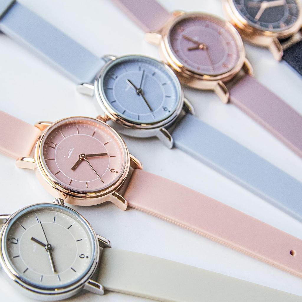 Watch Analog Silicone Belt Laminated Adi Beige [Fieldwork] Women's YM113-1