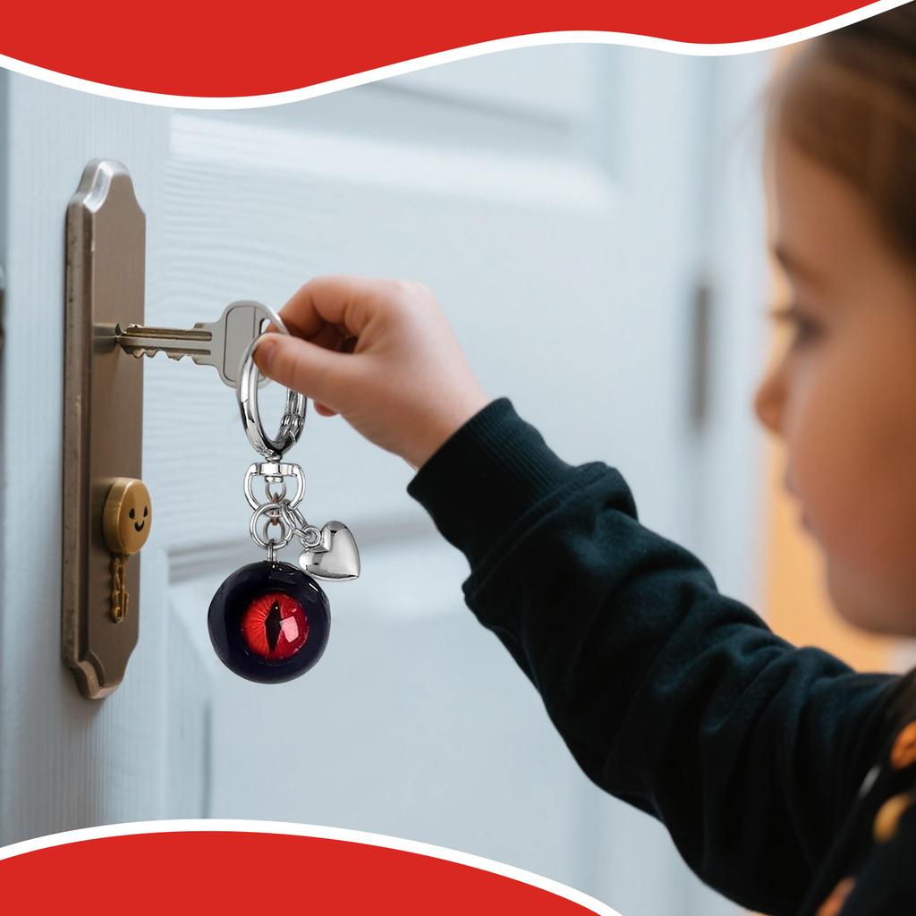 Goth Keychain Horror Eyeball Bag Halloween Accessories Gothic Heart Keychain Key Ring Funny Decor Cool Purse For Men Women