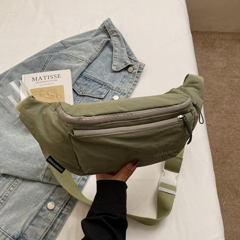 Модный тренд повседневная простая сумка-пельмень 2025 весна новая в иностранном стиле нишевый дизайн женская на плечо мессенджер