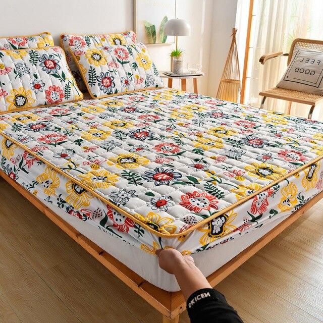 Quilted Bedspread Mattress Cover Printed Non Slip Mattress Protector Dust Cover Bedding Essentials