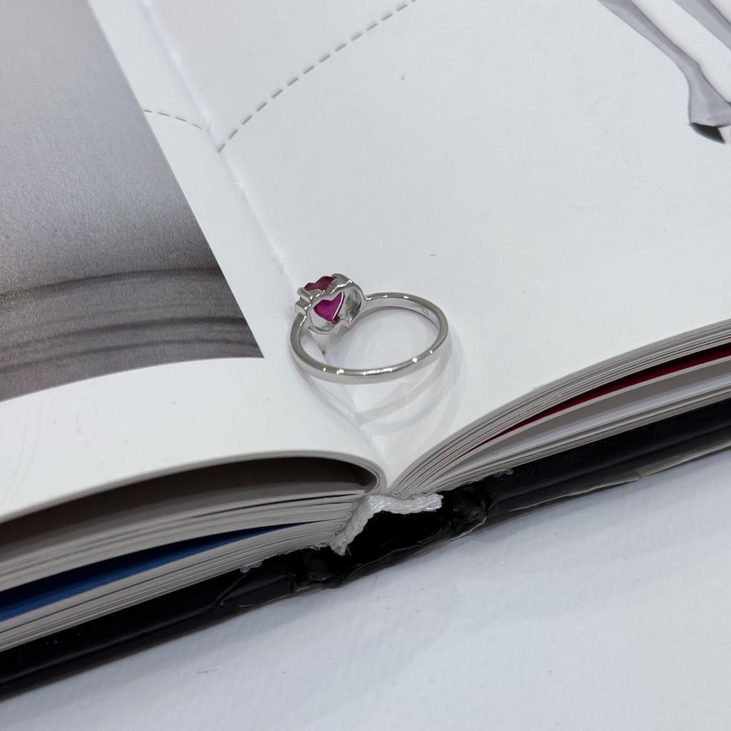 Серебряное кольцо с натуральным рубином 1.055ct, вес изделия 1,79 гр (2172710)