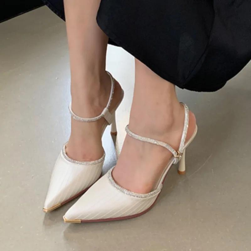 Женские сандалии 2024 Новые элегантные банкетные платья для вечеринок Женские туфли на высоком каблуке Роскошный дизайн со стразами Сексуальные сандалии на высоком каблуке с острым носком