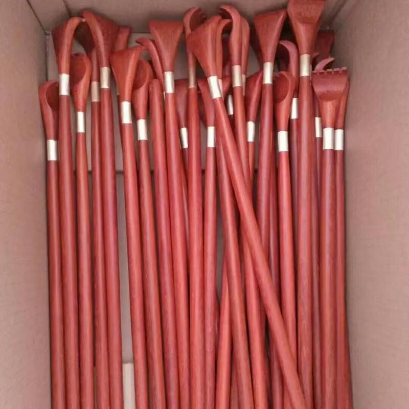 Деревянная чесалка для спины из венге