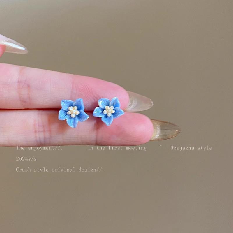 S925 Silver Camellia Earrings – Fresh Summer Luxury, Versatile Floral Design