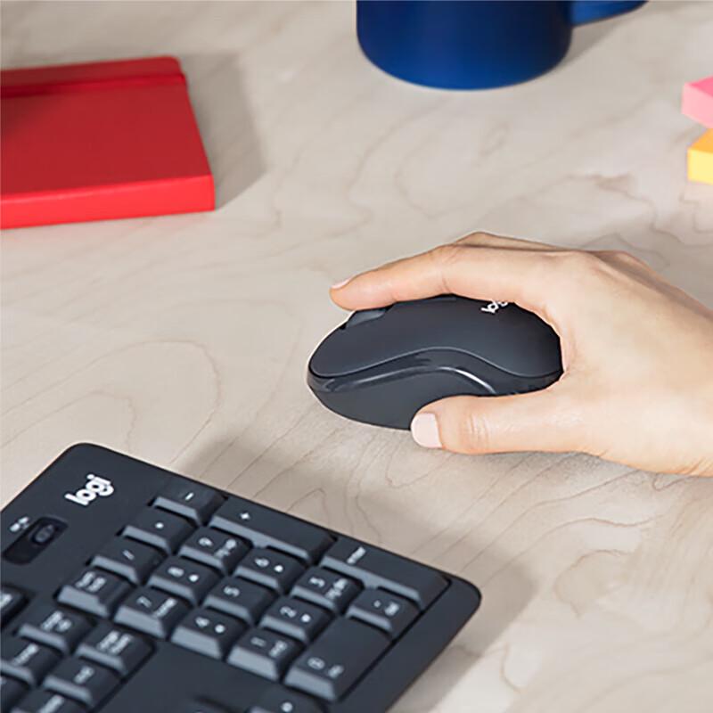 Logitech Бесшумный беспроводной комплект клавиатуры и мыши MK295