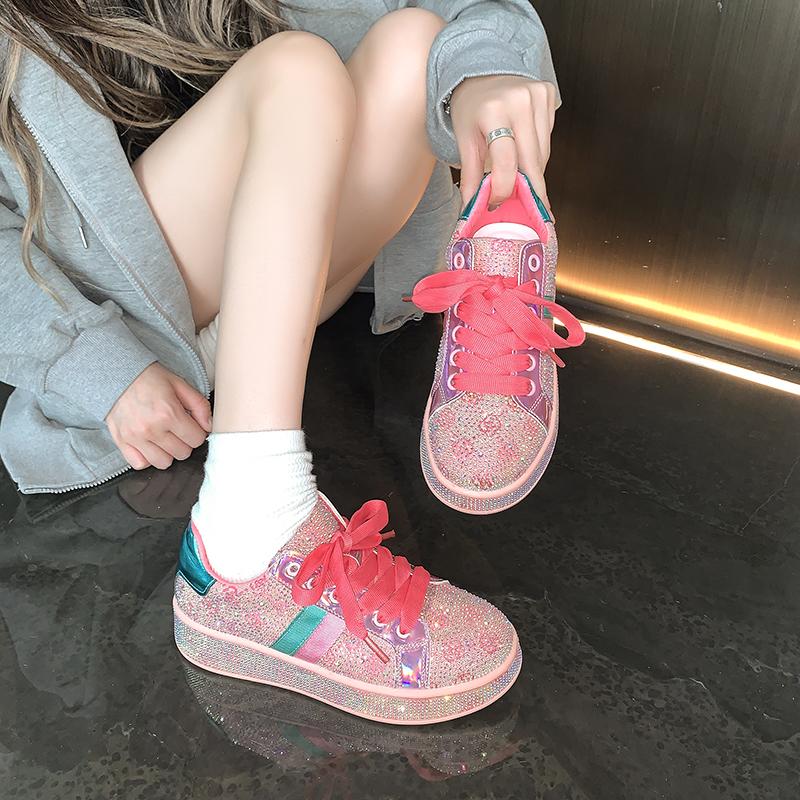 Модные осенние женские туфли из вулканизированной кожи с круглым носком на плоской подошве для женщин, кроссовки на платформе со шнуровкой, низкие уличные туфли в стиле феи