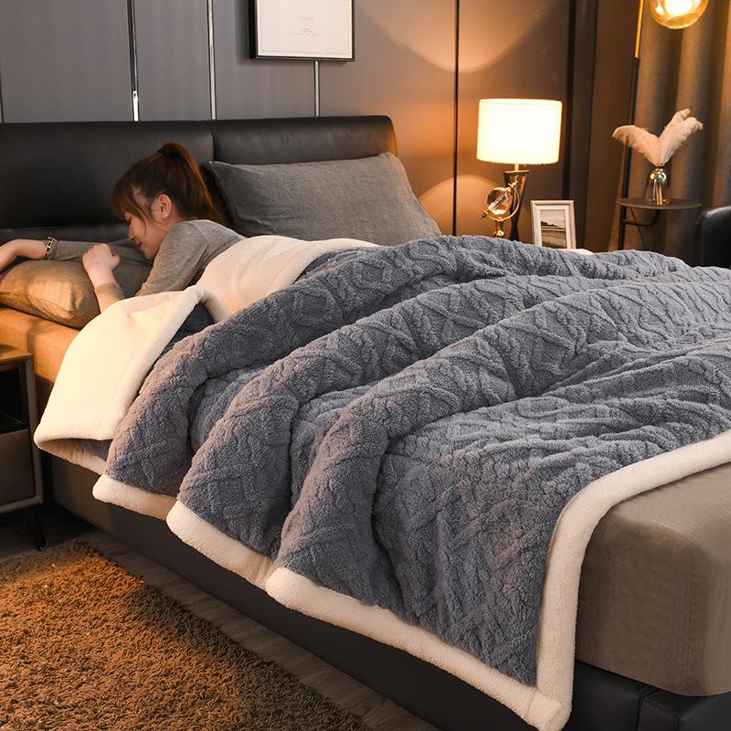 2026 Cozy Winter Plush Fleece Blanket Ultra Soft Warm for Bed Couch Lounge Essential