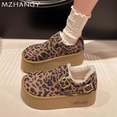 Модные женские зимние сапоги на платформе, замшевые туфли на плоской подошве, женская мода 2025 года, зимние новые теплые уютные короткие плюшевые сапоги с пряжкой Mujer