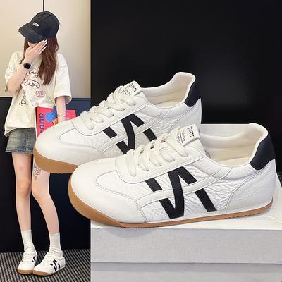 Женская обувь – Кроссовки