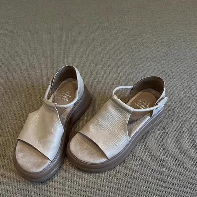 Женские летние сандалии на французской платформе с открытым носком, новинка 2025 года, простые, повседневные, универсальные римские сандалии на маленькой мягкой подошве