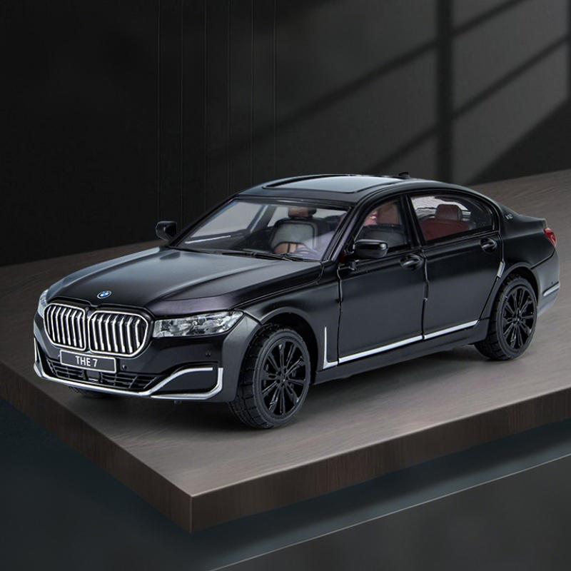 1:24 BMW 760LI 530LI I5M60 Миниатюрная литая игрушечная машинка Модель транспортного средства Домашний декор и украшения для рабочего стола компьютера Праздничный подарок
