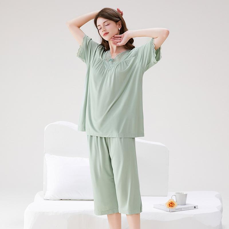 Fenteng [Yukosi] Lace V-neck Thin Short-Sleeved Cropped Pants Women's Sleepwear Home Wear
