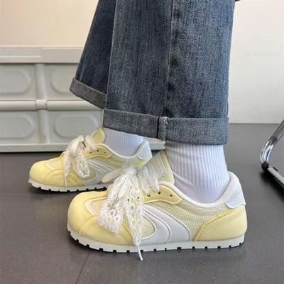 Модные милые и крутые балетки женские весенние новые кружевные универсальные повседневные спортивные туфли