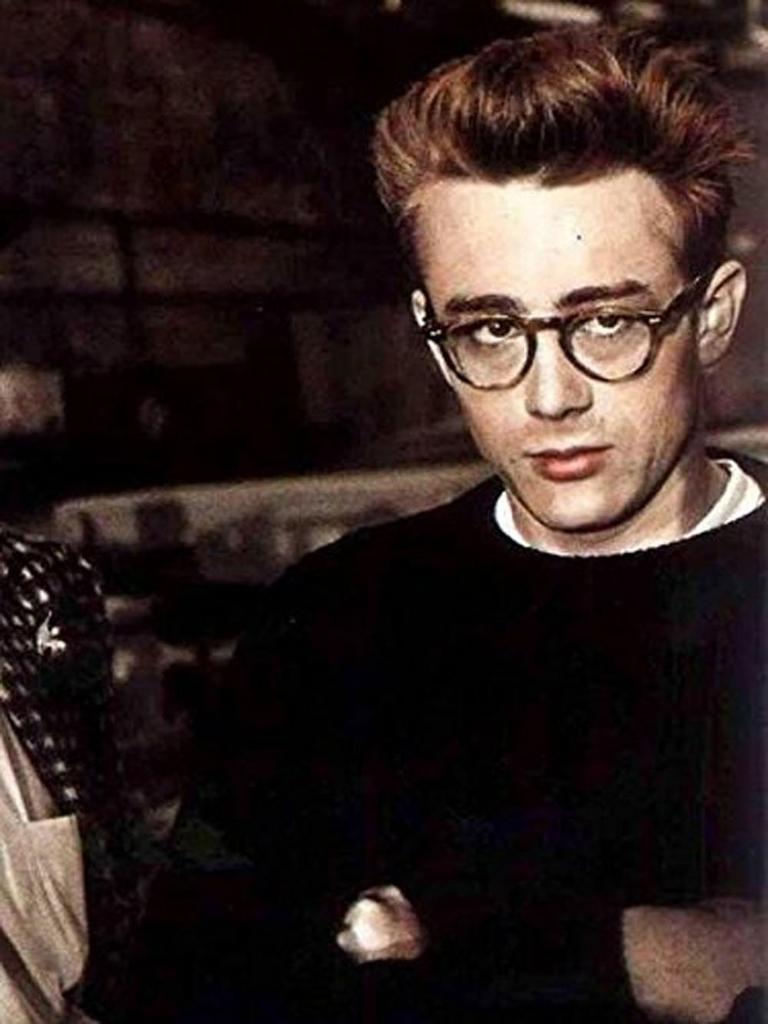 КЛАССИЧЕСКИЕ СОЛНЦЕЗАЩИТНЫЕ ОЧКИ BOSTON Boston ЧЕРНЫЙ ДЫМЧАТЫЙ (Классические солнцезащитные очки) ×