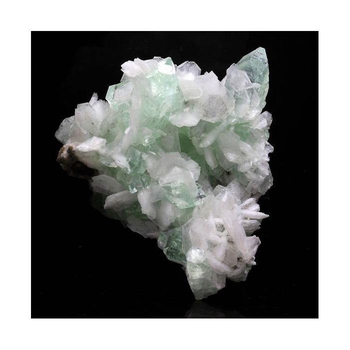 Pierres et Minéraux. Apophyllite + Stilbite. 352.5 ct. Wagholi, Pune, Maharashtra, Inde.