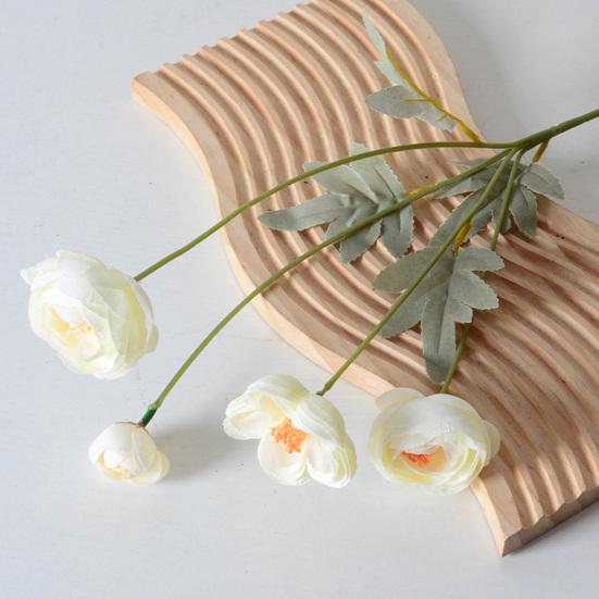 Artificial Lulian Flower Faux Silk Ranunculus Flower with Stem 4 Heads Fake Ranunculus Arrangement for Home Wedding Decoration Table Centerpiece